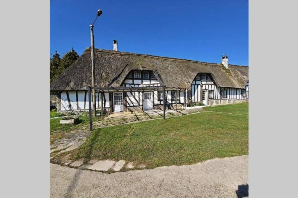 Chaumiere Du Chateau D'O Et Sa Mini Ferme ,Gite 21Couchages Goupil-Othon Bagian luar foto